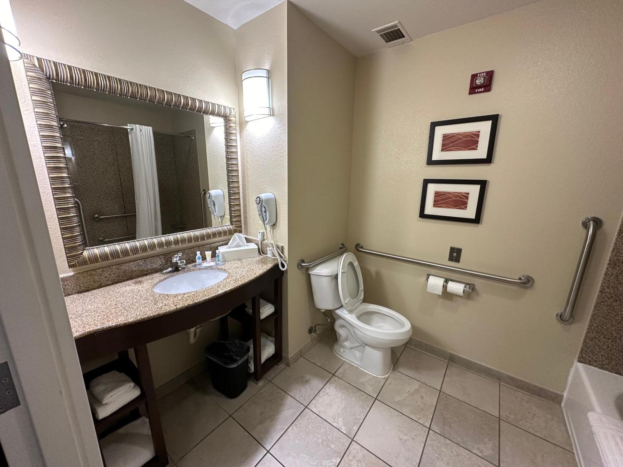 Comfort Inn & Suites North Little Rock Mccain Mall Zewnętrze zdjęcie